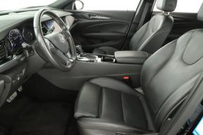 Opel Insignia  2.0 CDTI 