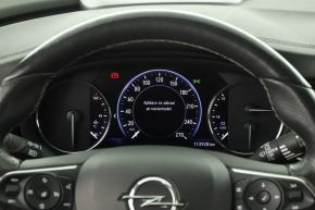 Opel Insignia  2.0 CDTI 