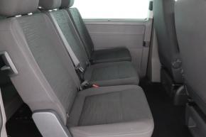 Volkswagen Caravelle  2.0 TDI 