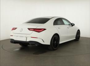 Mercedes-Benz CLA  220 4MATIC AMG Paket 