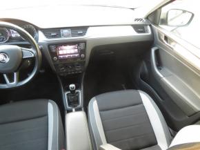 Škoda Rapid Spaceback  1.0 TSI 