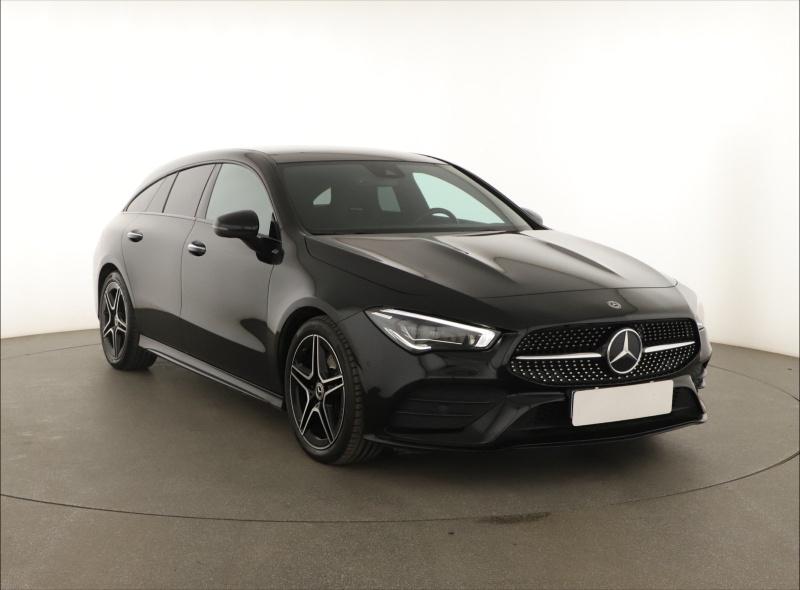 Mercedes-Benz CLA  220d AMG Paket