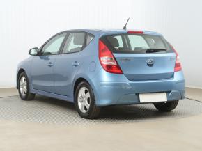 Hyundai i30  1.6 CVVT 