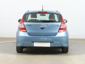 Hyundai i30  1.6 CVVT 