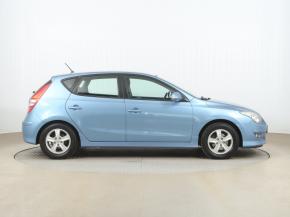 Hyundai i30  1.6 CVVT 