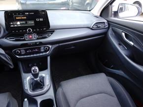 Hyundai i30 Fastback  1.5 T-GDI MHEV 