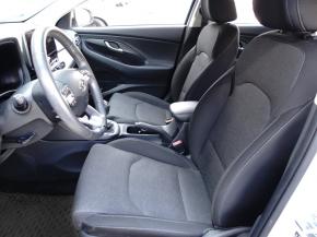 Hyundai i30 Fastback  1.5 T-GDI MHEV 