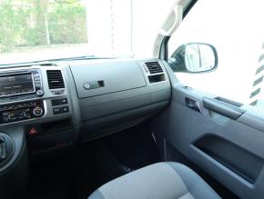 Volkswagen Caravelle  2.0 TDI 