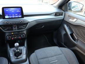 Ford Focus  2.0 TDCi Active 