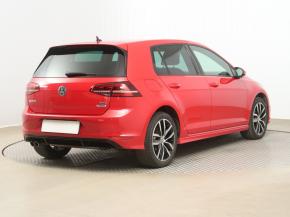 Volkswagen Golf  1.4 TSI R-Line 