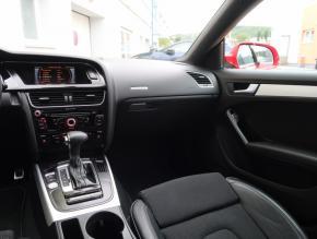 Audi A5  2.0 TDI S-Line 