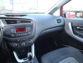 Kia Ceed  1.6 CRDi 