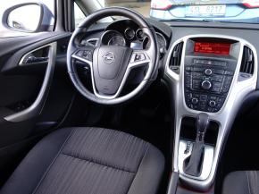 Opel Astra  2.0 CDTI 