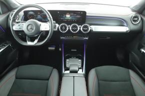 Mercedes-Benz EQB  EQB 300 4MATIC AMG line 