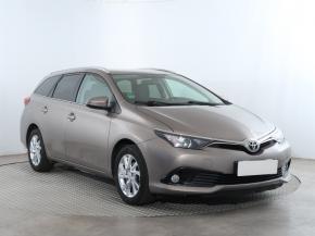 Toyota Auris  1.6 Valvematic 