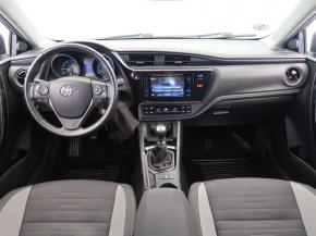 Toyota Auris  1.6 Valvematic 