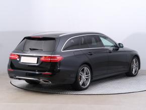 Mercedes-Benz E  E 220 d 