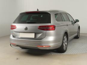 Volkswagen Passat  1.6 TDI Highline 