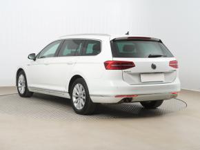 Volkswagen Passat  2.0 TDI 