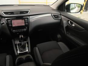 Nissan Qashqai  1.3 DIG-T N-Connecta 