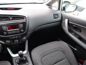 Kia Ceed  1.4 MPI 