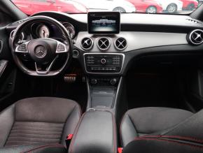 Mercedes-Benz CLA  220 CDI 