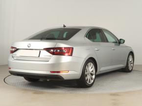 Škoda Superb  2.0 TDI 