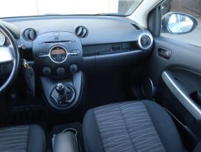 Mazda 2  1.3 i 