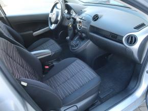 Mazda 2  1.3 i 