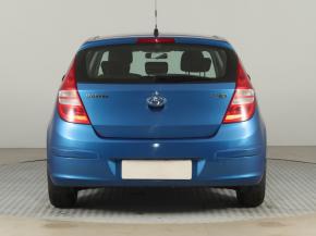 Hyundai i30  1.4 CVVT 