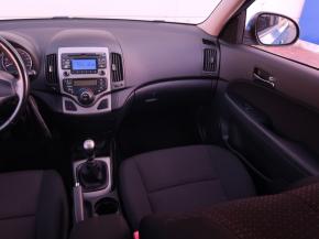 Hyundai i30  1.4 CVVT 