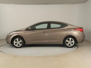 Hyundai Elantra  1.6 