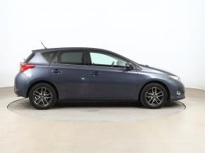 Toyota Auris  1.6 Valvematic 