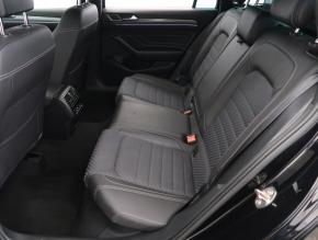 Volkswagen Passat  2.0 TDI R-Line 