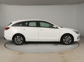 Hyundai i30  1.6 CRDi 