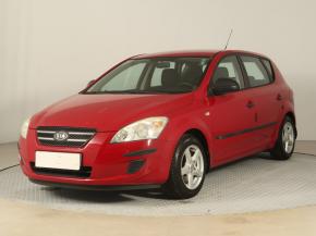 Kia Ceed  1.4 CVVT 