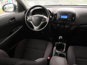 Hyundai i30  1.4 CVVT 