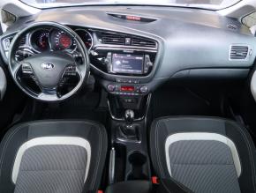 Kia Ceed  1.6 GDI 