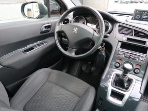 Peugeot 5008  1.6 HDi 