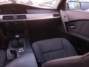 BMW 5  520i 