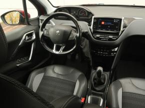 Peugeot 2008  1.6 BlueHDi 