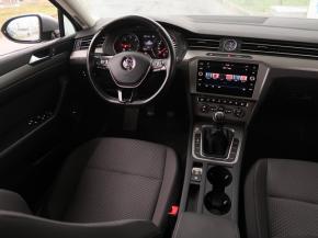 Volkswagen Passat  1.6 TDI 