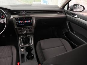 Volkswagen Passat  1.6 TDI 