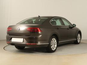 Volkswagen Passat  2.0 TDI 