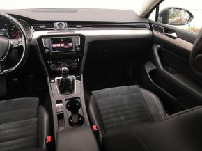 Volkswagen Passat  2.0 TDI 