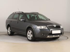 Škoda Octavia  Scout 2.0 TDI . 