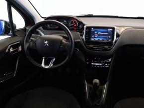 Peugeot 208  1.2 PureTech 