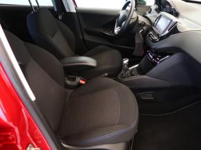 Peugeot 208  1.2 PureTech 