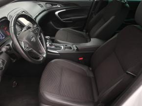 Opel Insignia  2.0 CDTI 