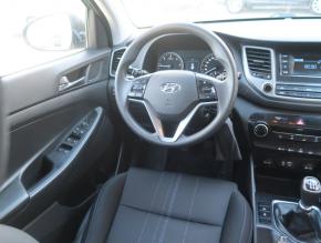 Hyundai Tucson  2.0 CRDi 